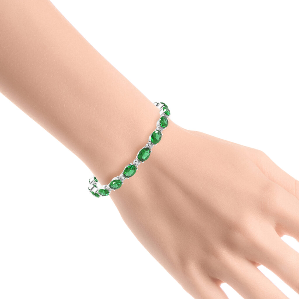 02 Green